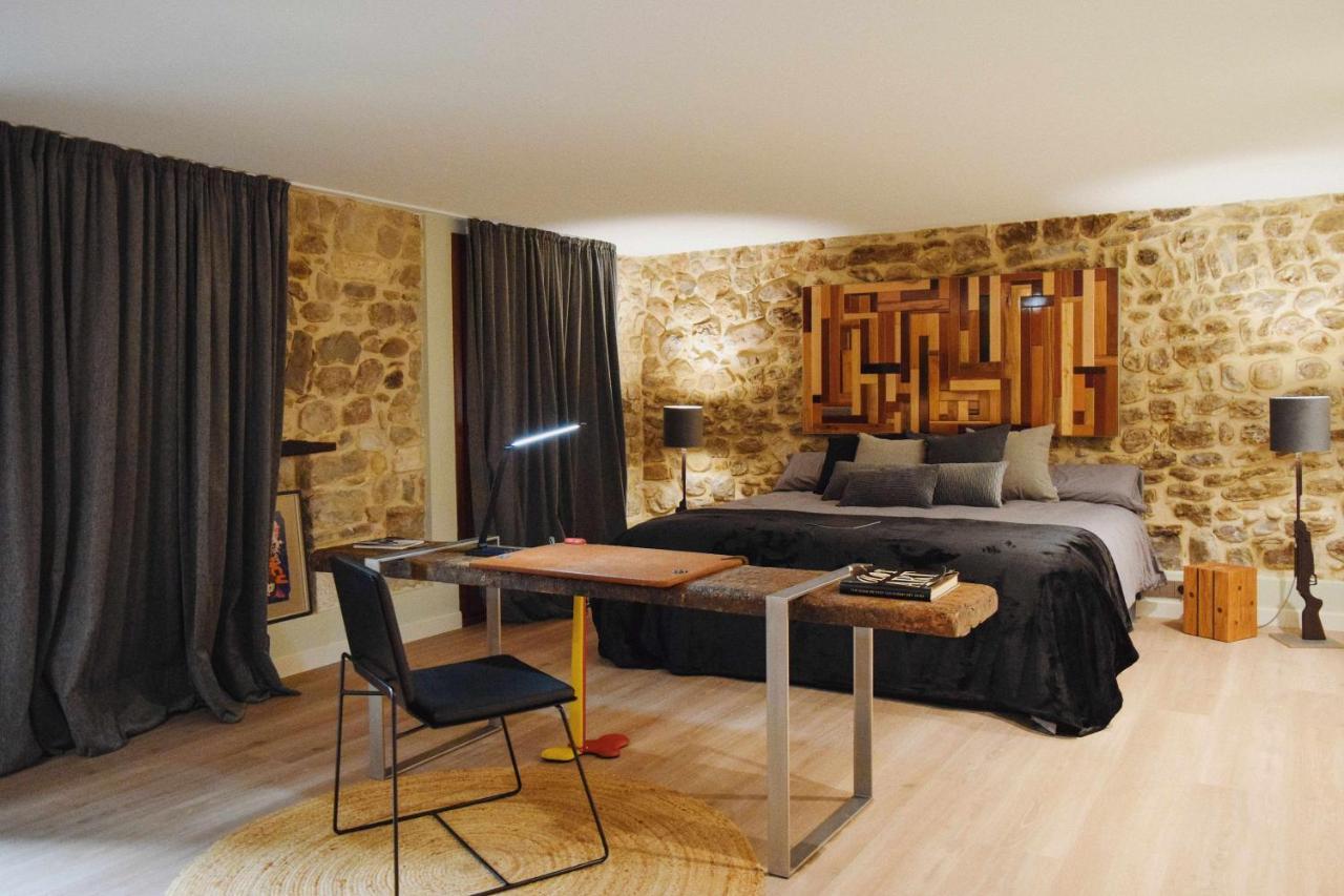 Keldomenech Bed&Art Luxury Apartment For Art Lover Besalú Eksteriør billede