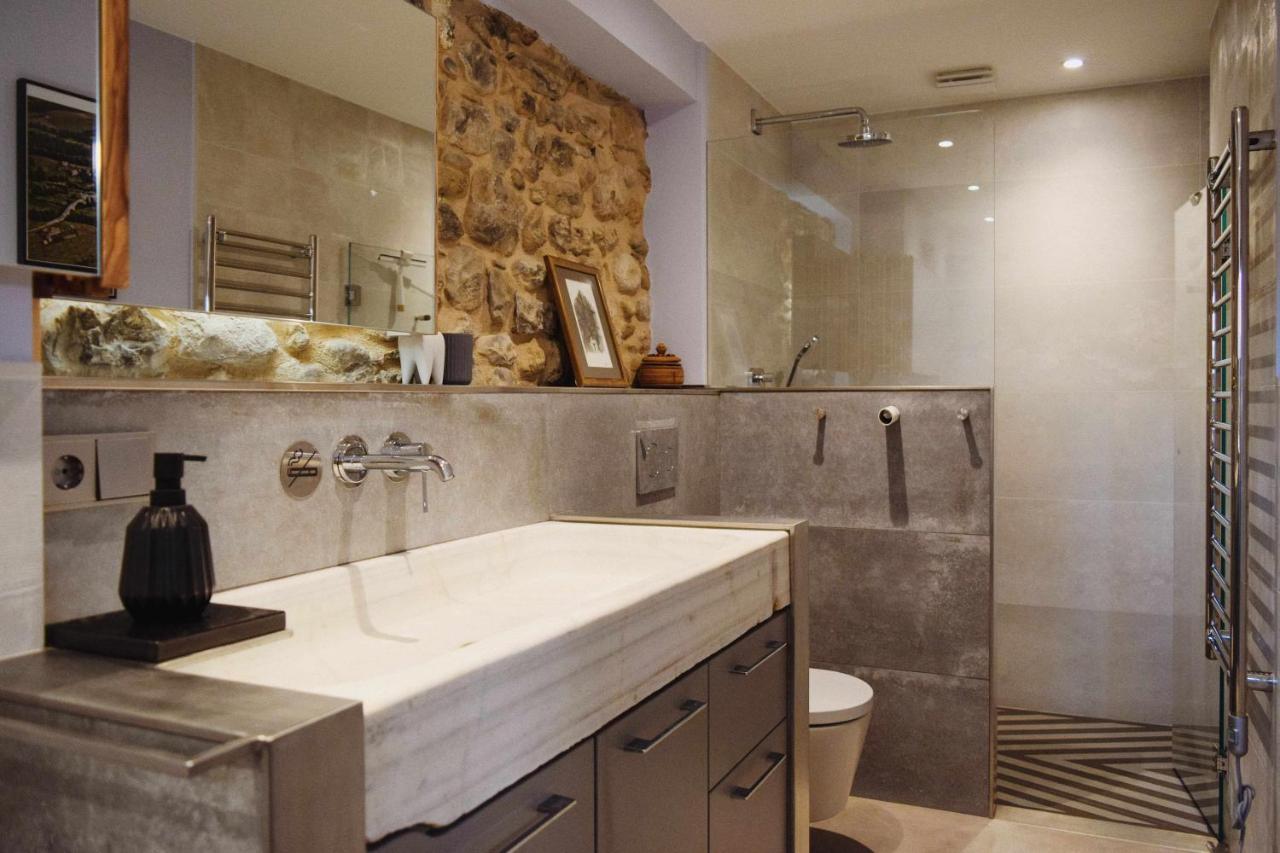 Keldomenech Bed&Art Luxury Apartment For Art Lover Besalú Eksteriør billede