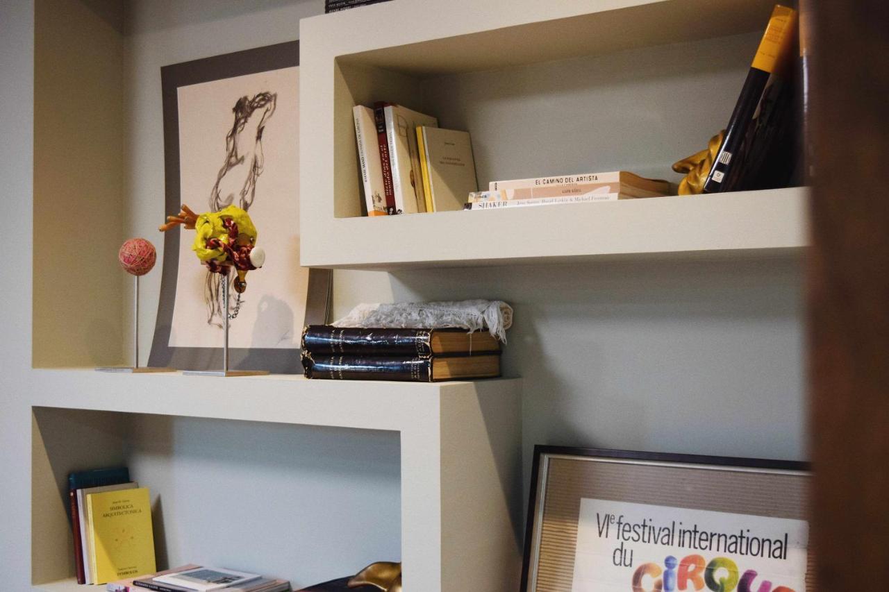Keldomenech Bed&Art Luxury Apartment For Art Lover Besalú Eksteriør billede
