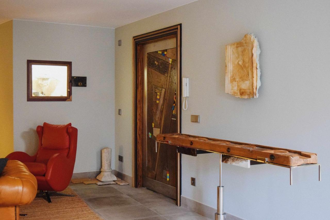 Keldomenech Bed&Art Luxury Apartment For Art Lover Besalú Eksteriør billede