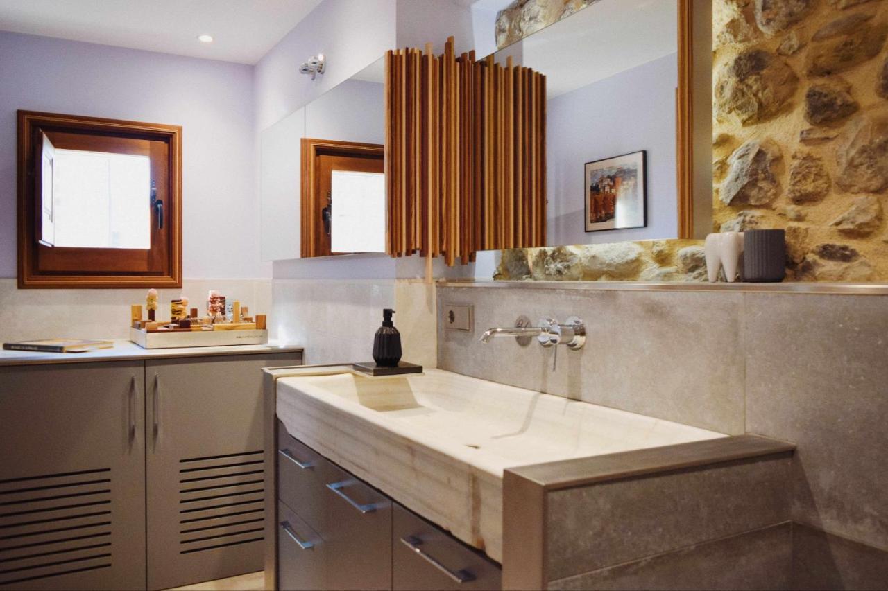 Keldomenech Bed&Art Luxury Apartment For Art Lover Besalú Eksteriør billede