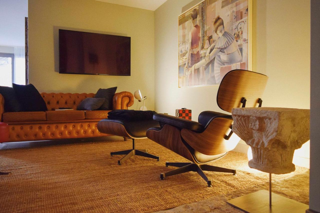 Keldomenech Bed&Art Luxury Apartment For Art Lover Besalú Eksteriør billede