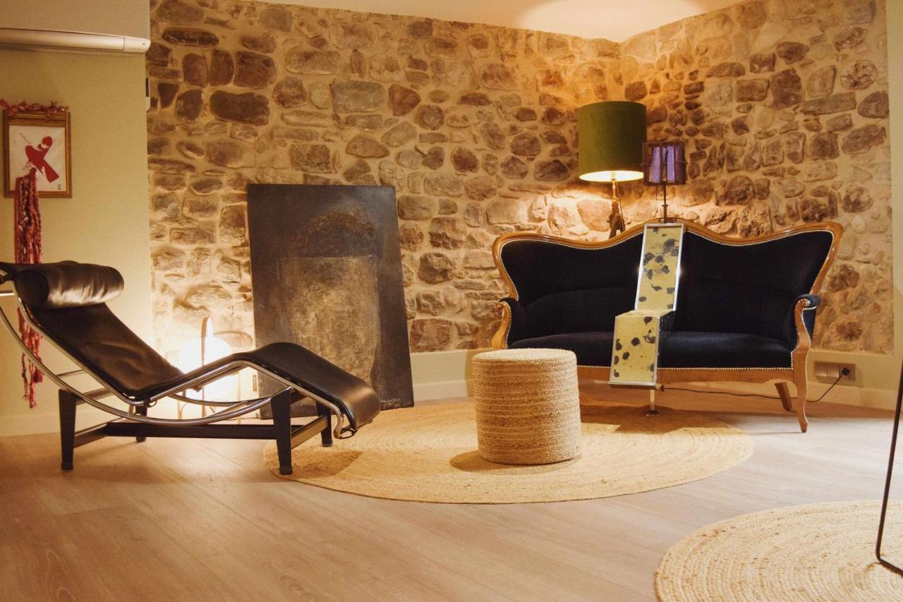 Keldomenech Bed&Art Luxury Apartment For Art Lover Besalú Eksteriør billede