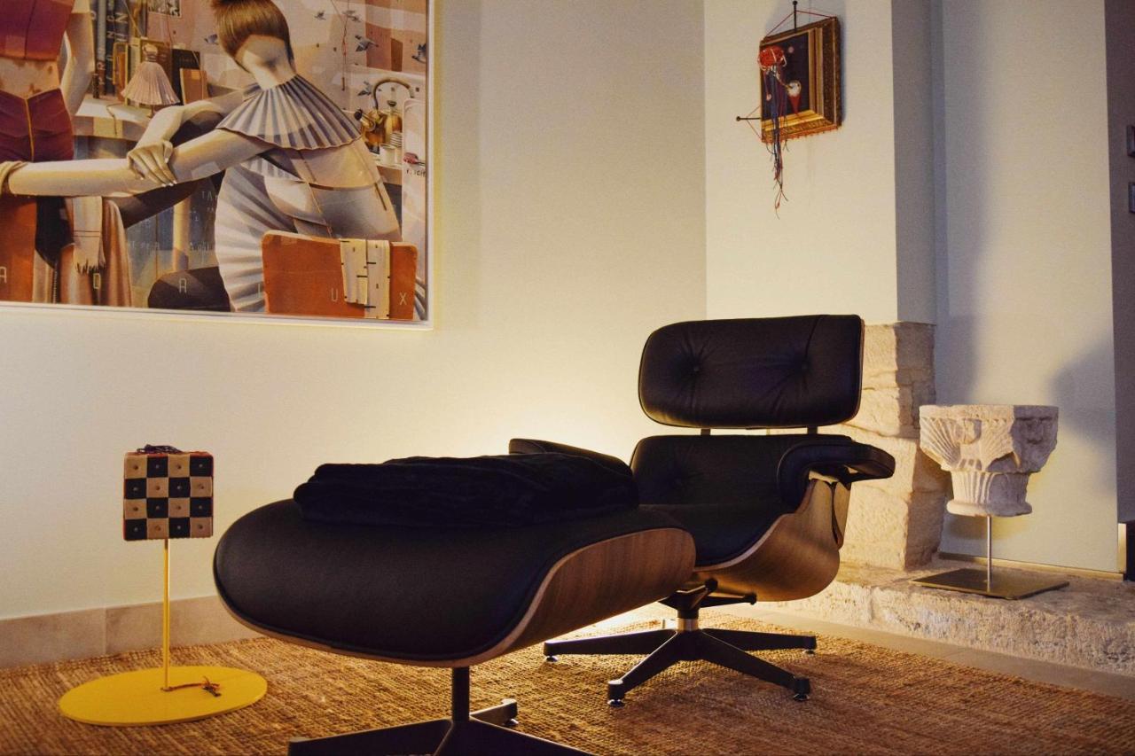 Keldomenech Bed&Art Luxury Apartment For Art Lover Besalú Eksteriør billede