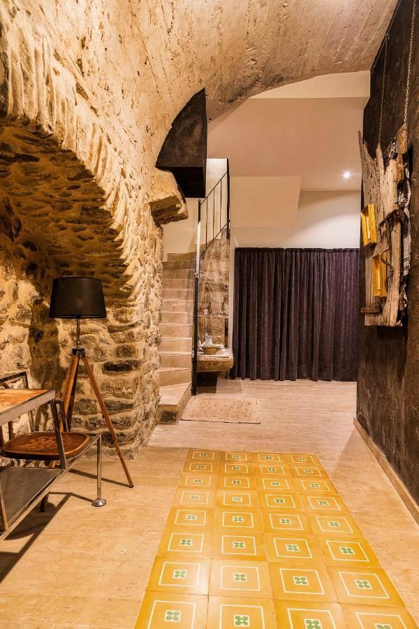 Keldomenech Bed&Art Luxury Apartment For Art Lover Besalú Eksteriør billede